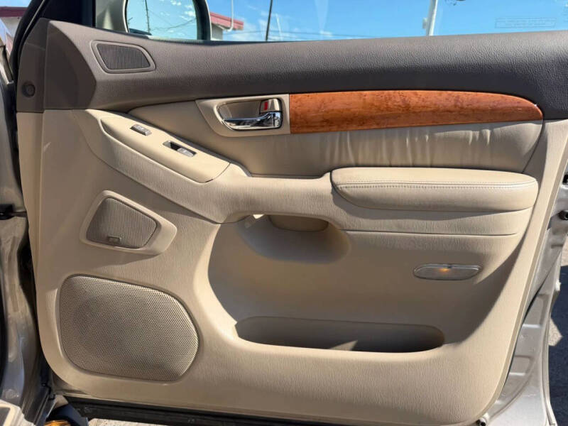 2004 Lexus GX 470