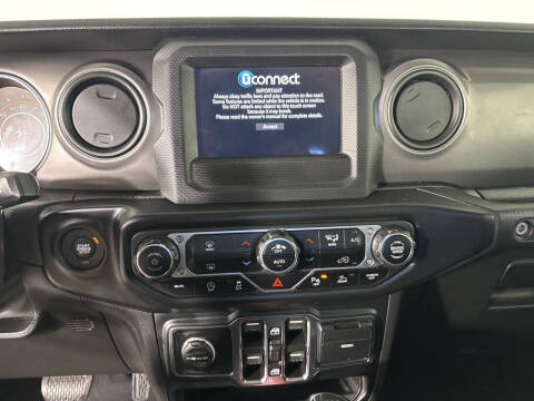 2021 Jeep Gladiator Sport