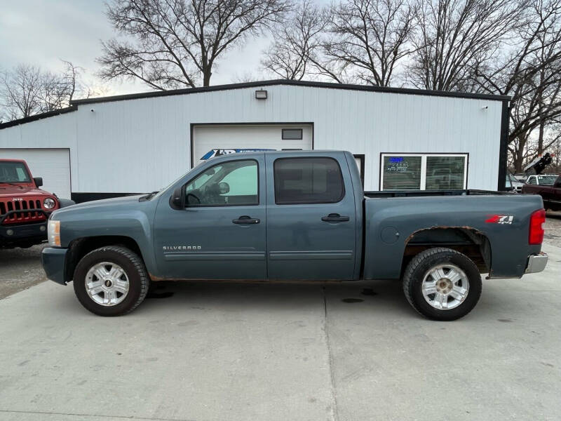 2011 Chevrolet Silverado 1500 for sale at A & B AUTO SALES in Chillicothe MO