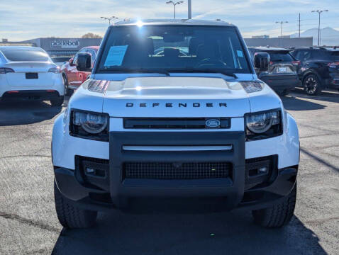 2024 Land Rover Defender 90 P400 X-Dynamic SE