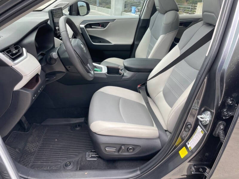 2023 Toyota RAV4 Limited