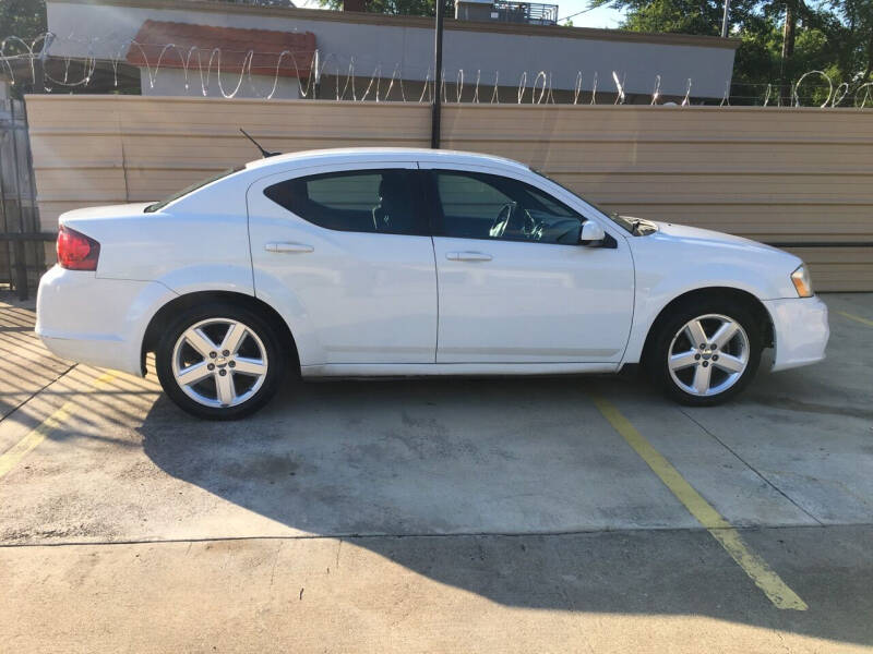 2013 Dodge Avenger for sale at True Auto Sales & Wrecker Service in Dallas TX