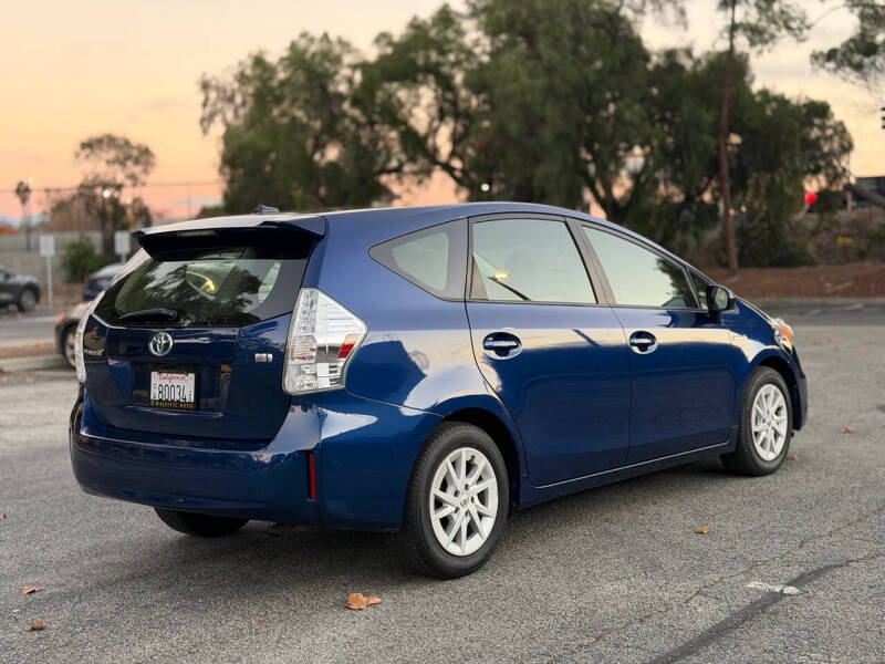 2012 Toyota Prius v Three