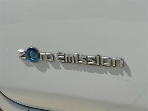 2015 Nissan LEAF S