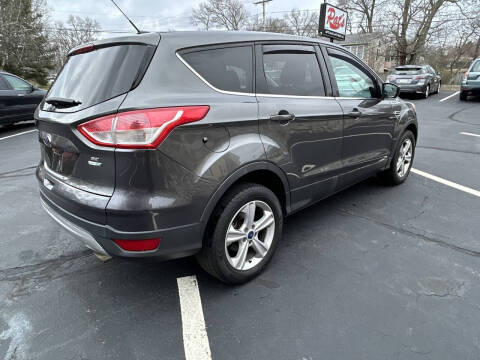 2015 Ford Escape SE