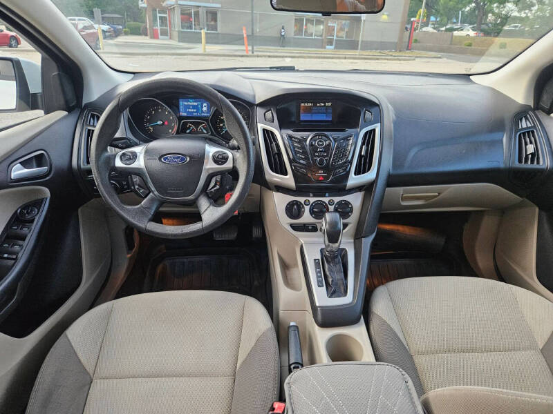 2013 Ford Focus SE