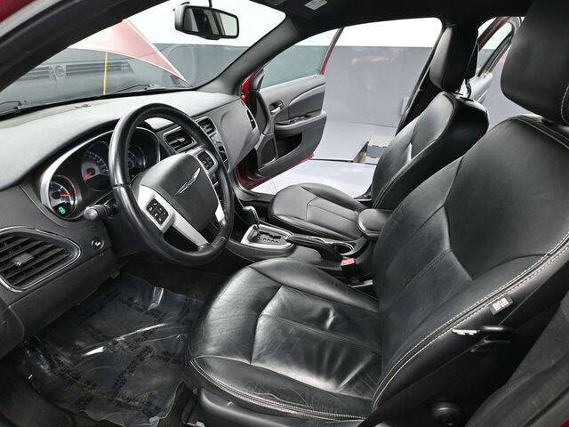 2012 Chrysler 200 Limited
