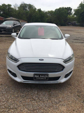 2016 Ford Fusion SE