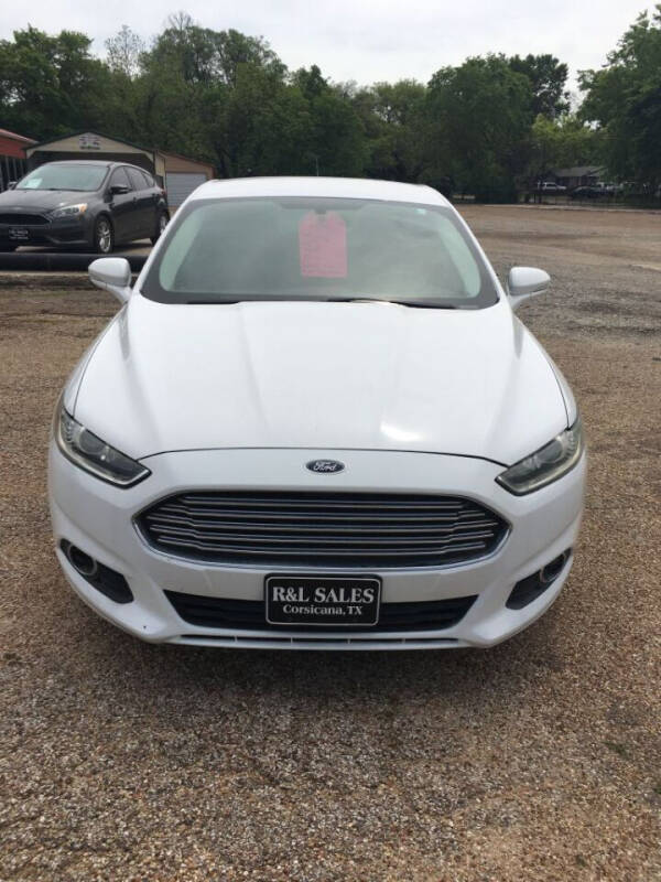 2016 Ford Fusion SE