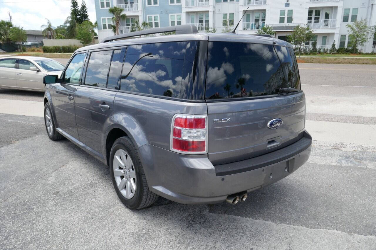 2009 FORD Flex SE Crossover 4dr For Sale in Oakfield NY by Crazy Cheap