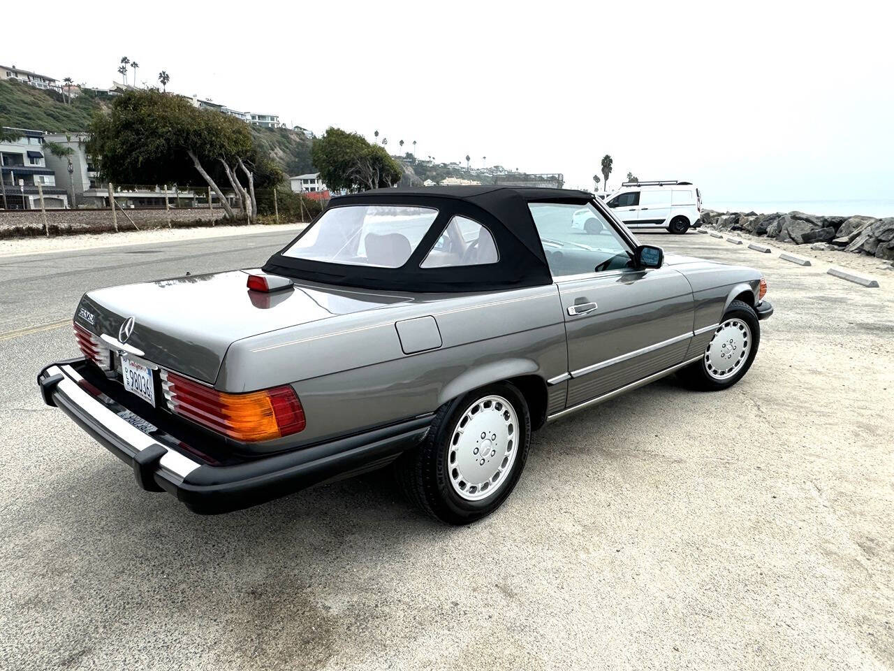 1986 Mercedes-Benz 560-Class for sale at DE AUTOS INC in San Juan Capistrano, CA