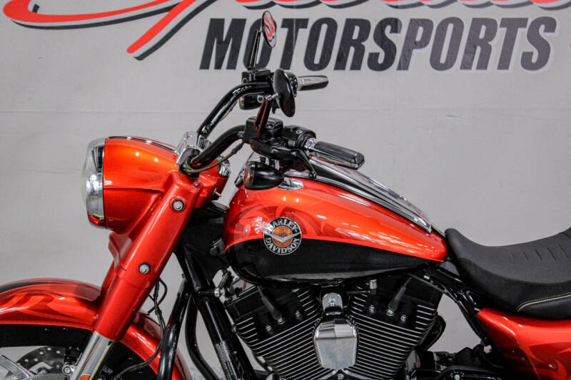 2014 Harley-Davidson CVO Road King