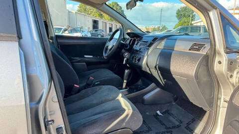 2011 Nissan Versa 1.8 S