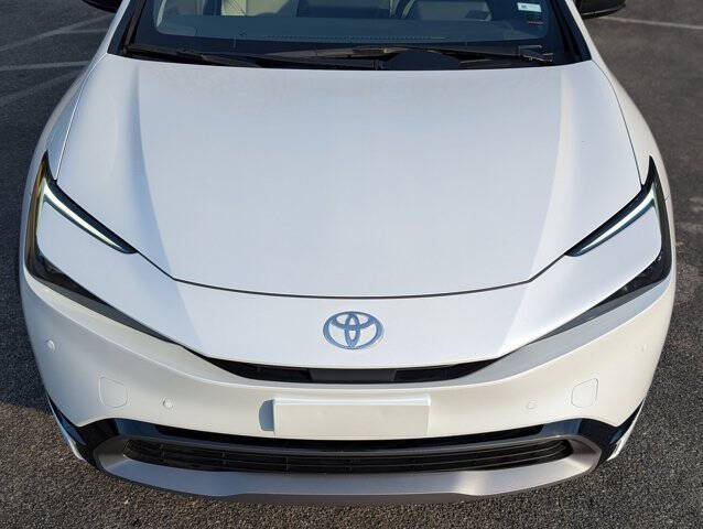 2024 Toyota Prius XLE
