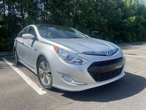 2013 Hyundai Sonata Hybrid for sale at El Camino Auto Sales - Norcross in Norcross GA