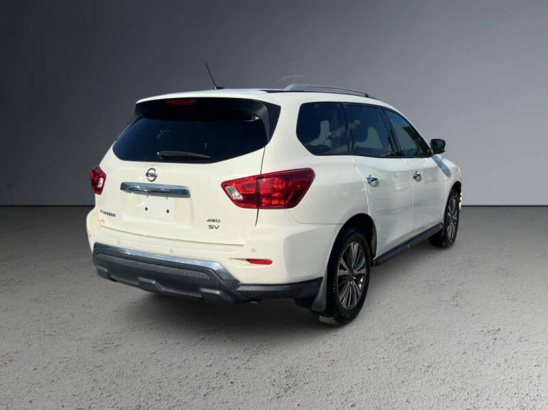 2017 Nissan Pathfinder S