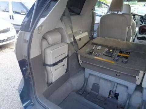2012 Toyota Sienna XLE 8-Passenger