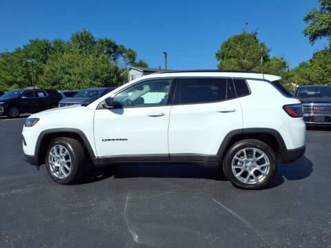2022 Jeep Compass Latitude Lux