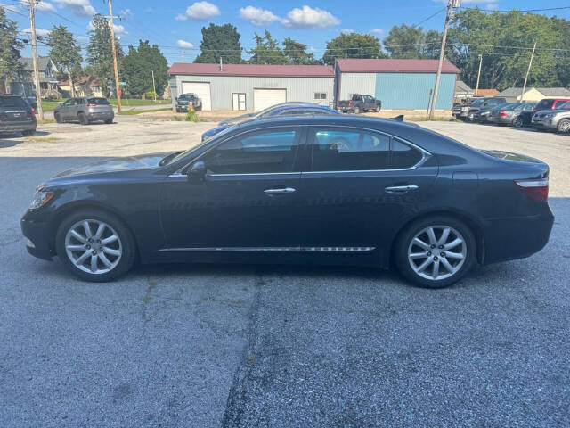 2007 Lexus LS 460 for sale at Midwest Auto Loans in Davenport, IA