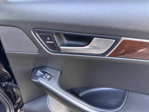 2012 Audi Q5 2.0T quattro Premium Plus