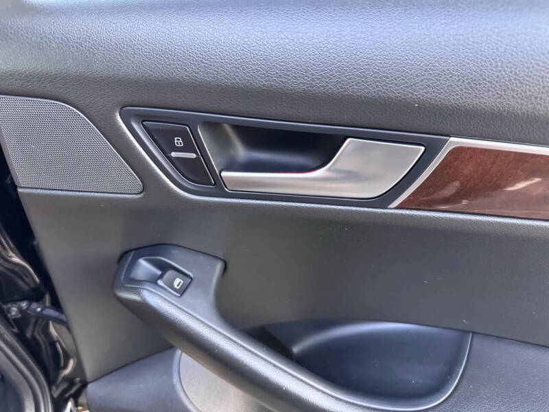 2012 Audi Q5 2.0T quattro Premium Plus