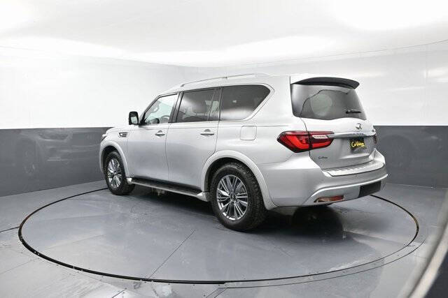 2021 Infiniti QX80 Luxe