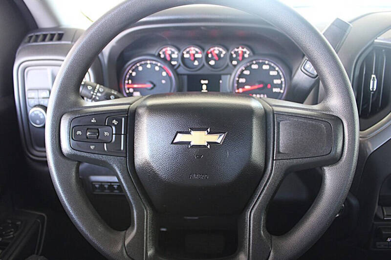 2025 Chevrolet Silverado 3500HD CC