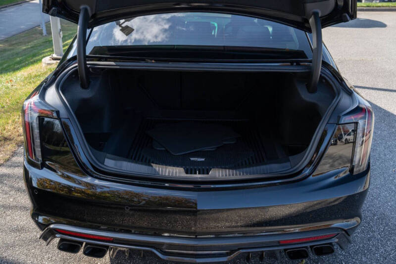 2024 Cadillac CT5-V Blackwing