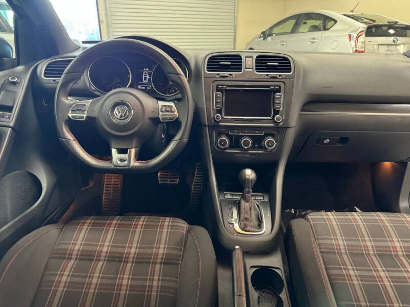 2010 Volkswagen GTI Base PZEV