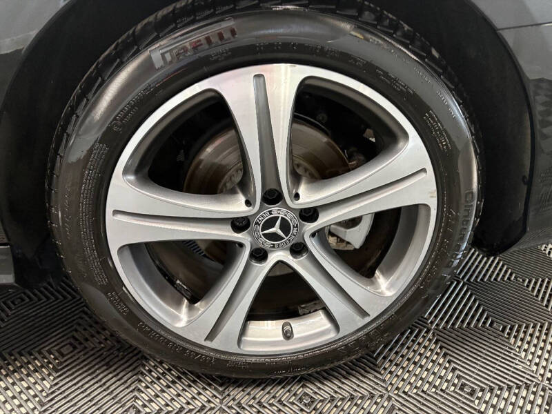 2019 Mercedes-Benz E-Class E 300