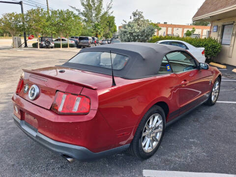 2011 Ford Mustang V6