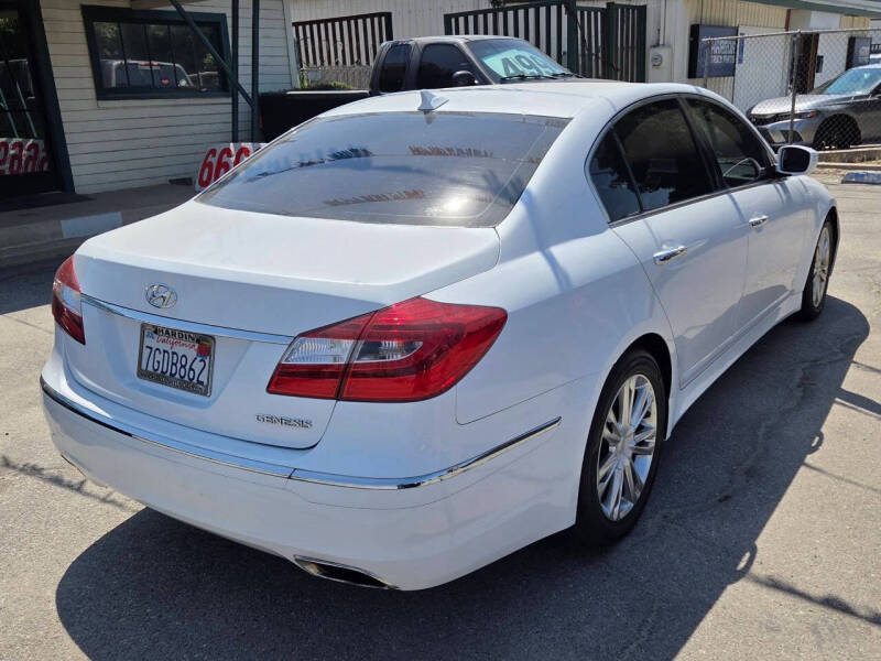 2014 Hyundai Genesis 3.8 - Photo 8