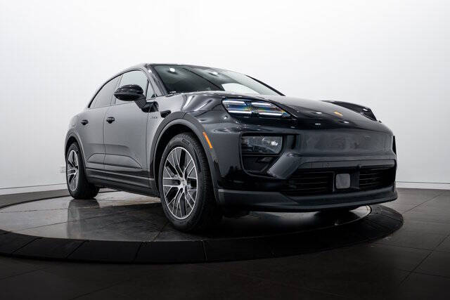 2026 Porsche Macan 4 Electric