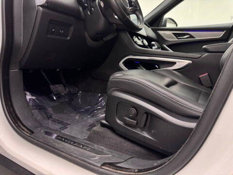 2024 Jaguar F-PACE P250 R-Dynamic S