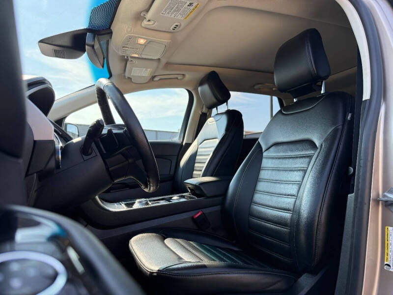 2020 Ford Edge SEL