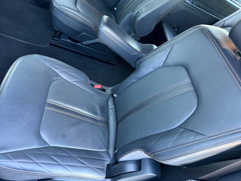 2023 Ford Expedition MAX Platinum