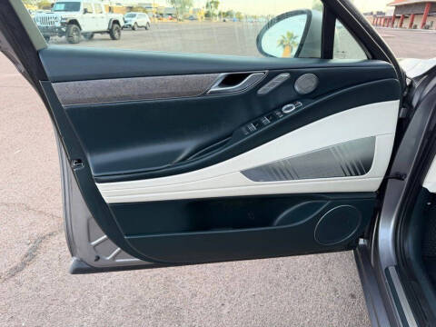 2023 Genesis Electrified G80