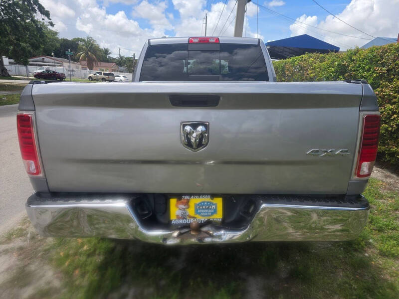 2019 RAM 1500 Classic SLT