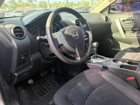 2014 Nissan Rogue Select S