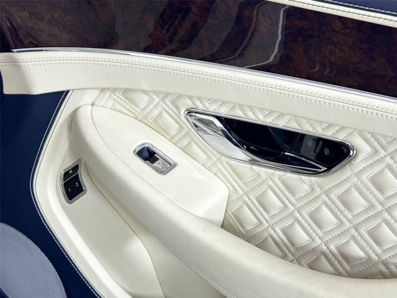 2020 Bentley Continental GTC V8