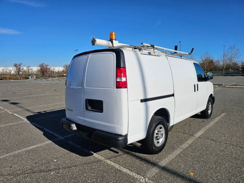2020 Chevrolet Express 3500