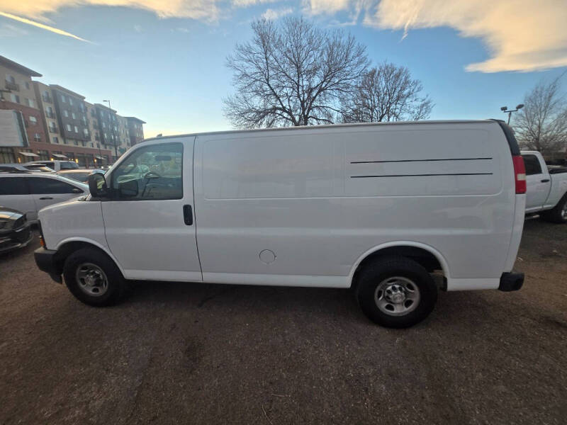 2017 Chevrolet Express 2500