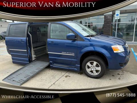 2010 Dodge Grand Caravan SXT Photo