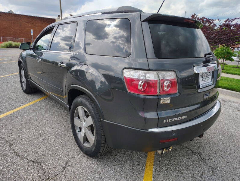2011 GMC Acadia SLT-2