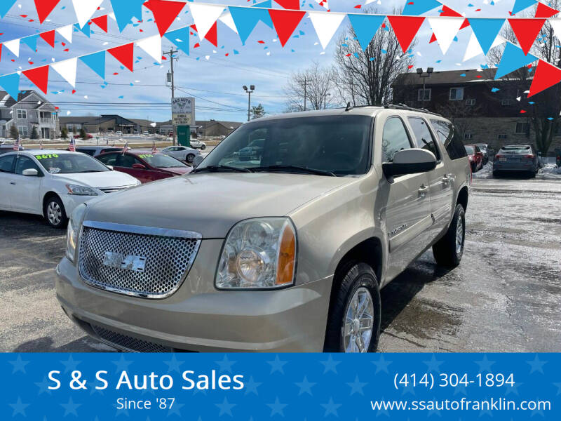 2007 GMC Yukon XL for sale at S & S Auto Sales in Franklin WI