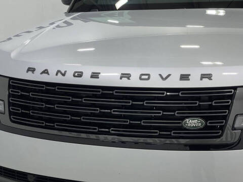 2024 Land Rover Range Rover P530 SE