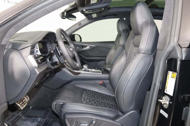 2023 Audi RS Q8 4.0T quattro