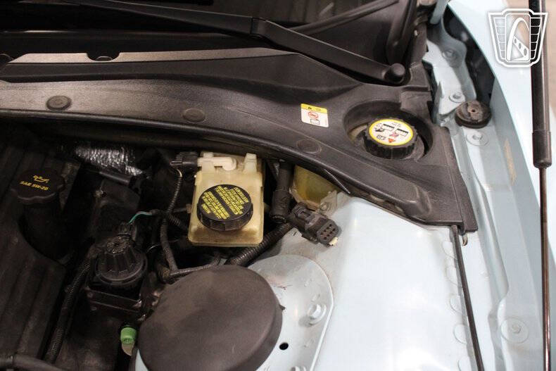 2003 Ford Thunderbird