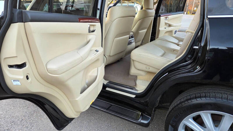 2011 Lexus LX 570