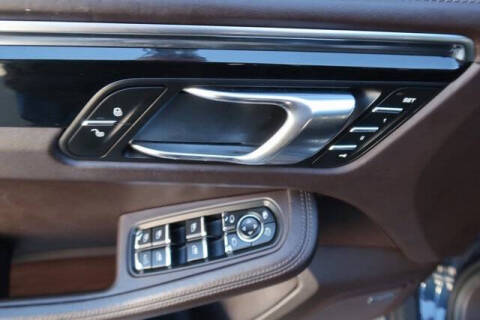 2015 Porsche Macan S